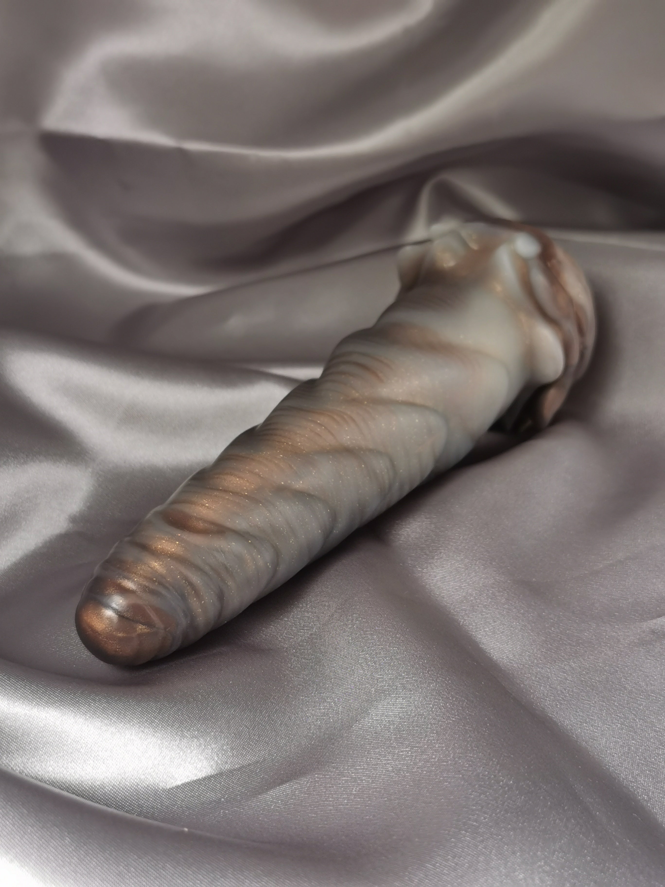 Rapture Brown Transluscent Golden Sparkles (Medium, Medium A10)