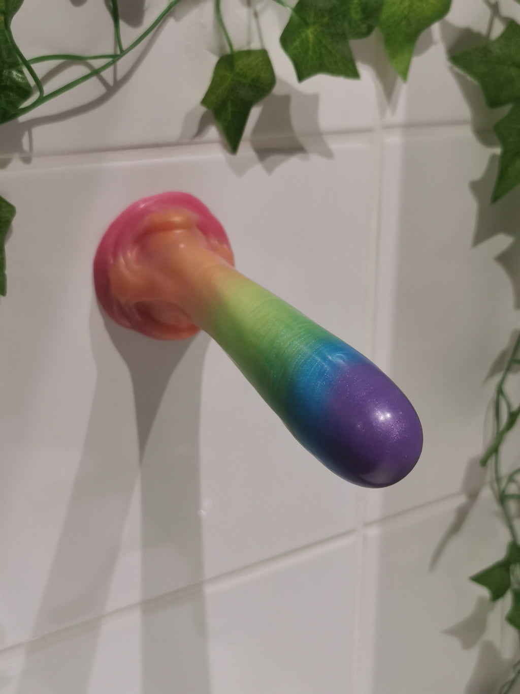 Wonder Reverse Rainbow GITD (Small, Firm A20)