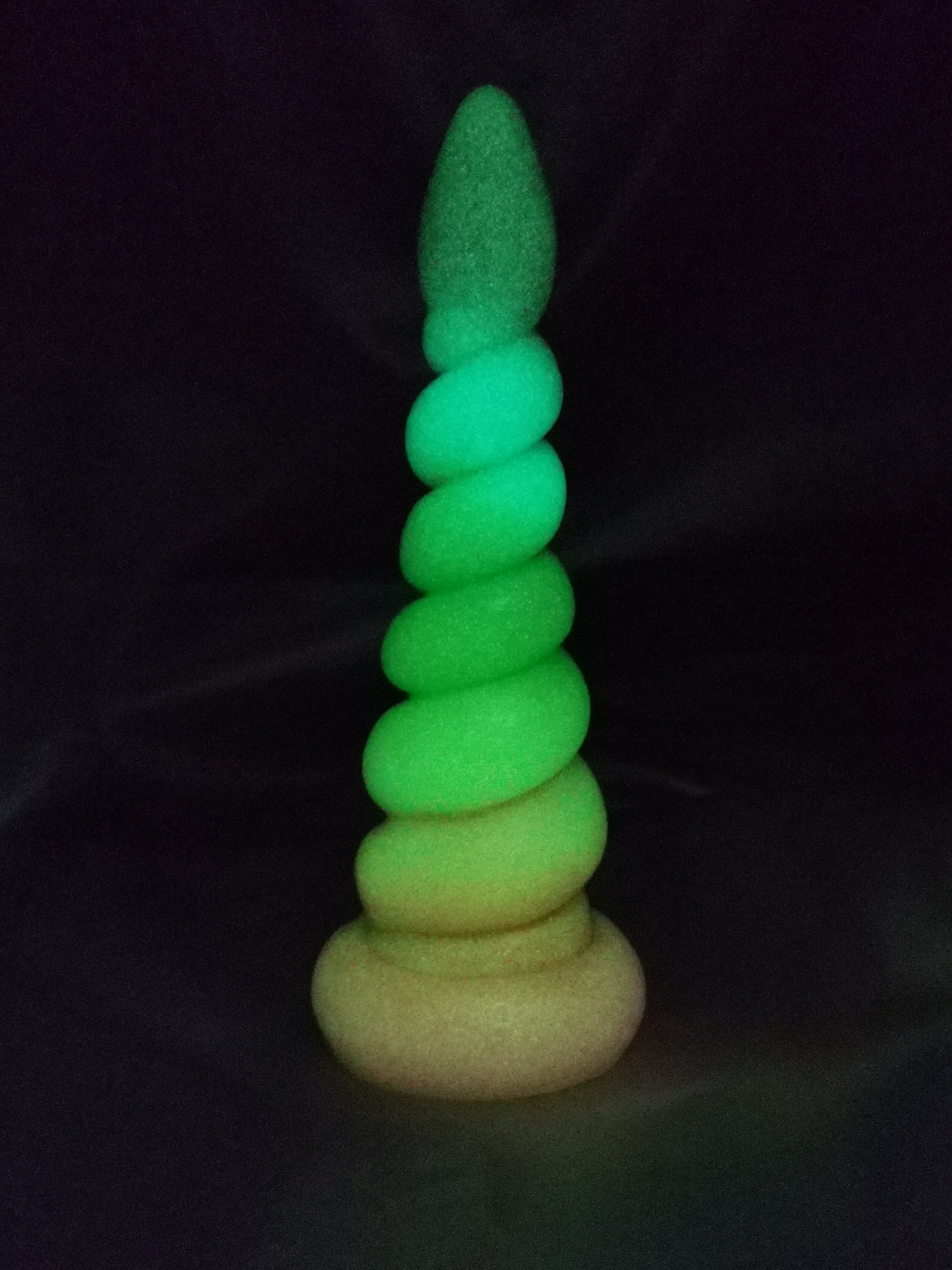 Ecstasy Reverse Rainbow GITD (Medium, Medium A10)