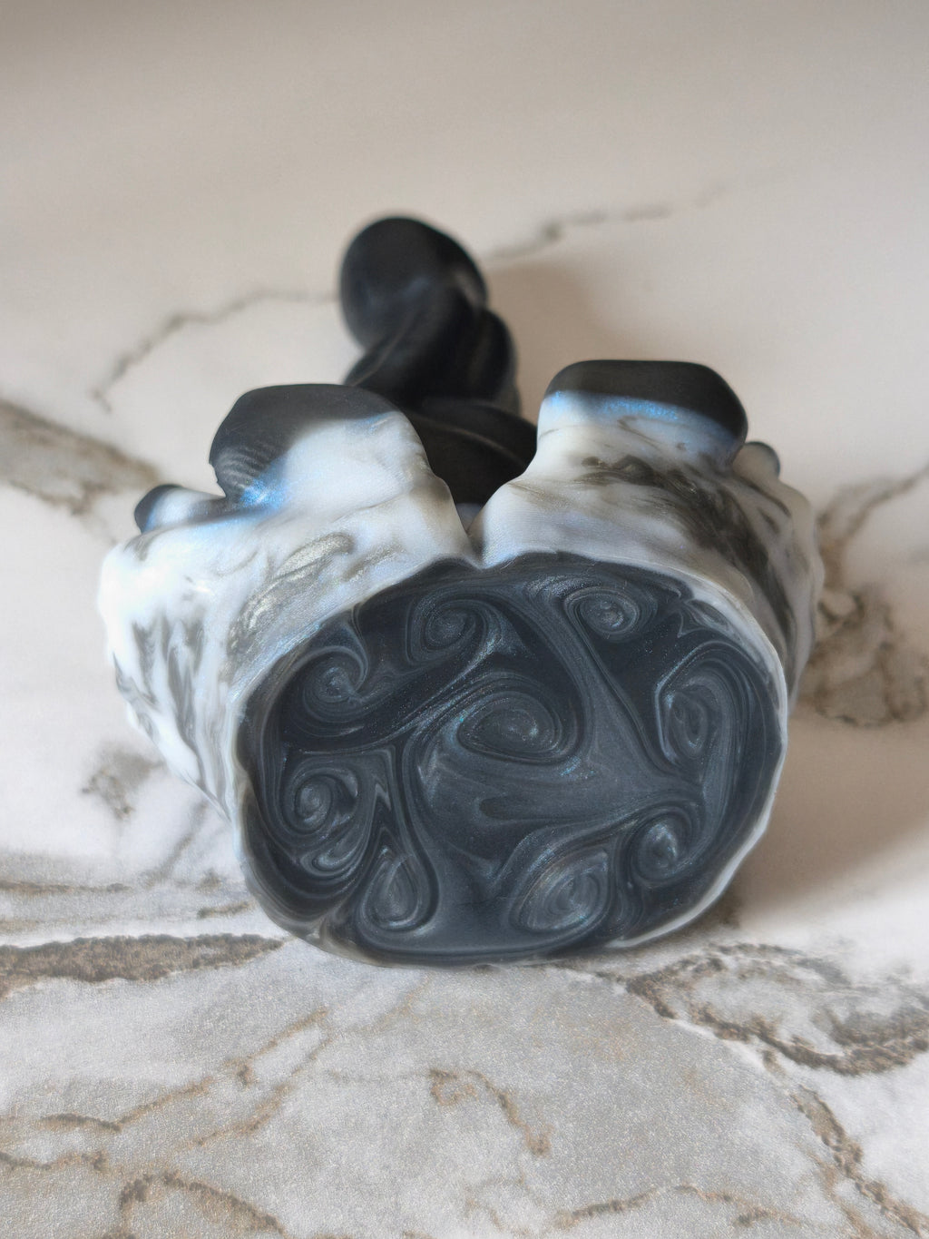 Delight Marble Perle Argent Noir Colorshift Blue (Small, Soft 00-30)