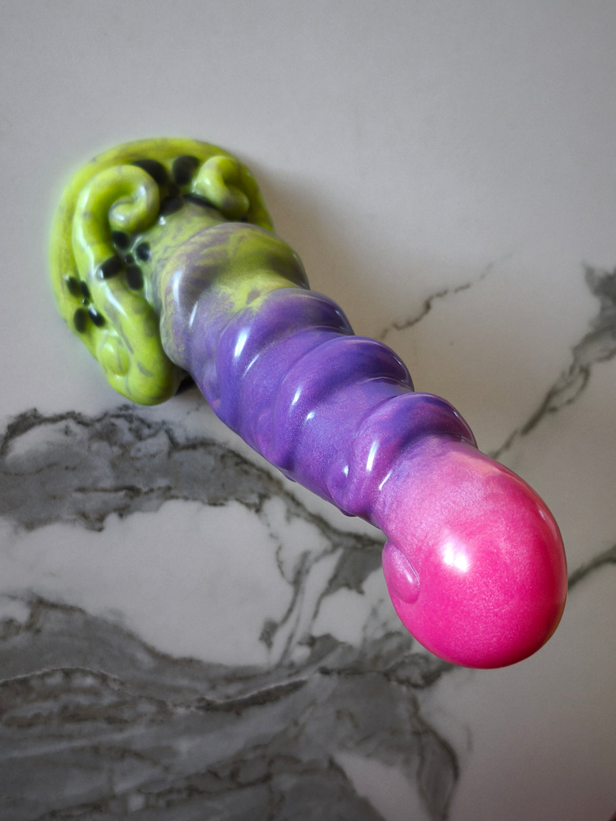 Charm Vert Violet Rose Handpaint Noir GITD (Large, Mou 00-30)