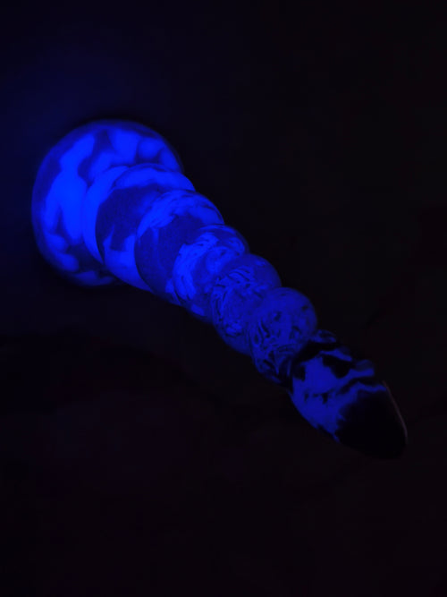 Ecstasy Noir Argent Blanc GITD (Large, Intermédiaire A10)
